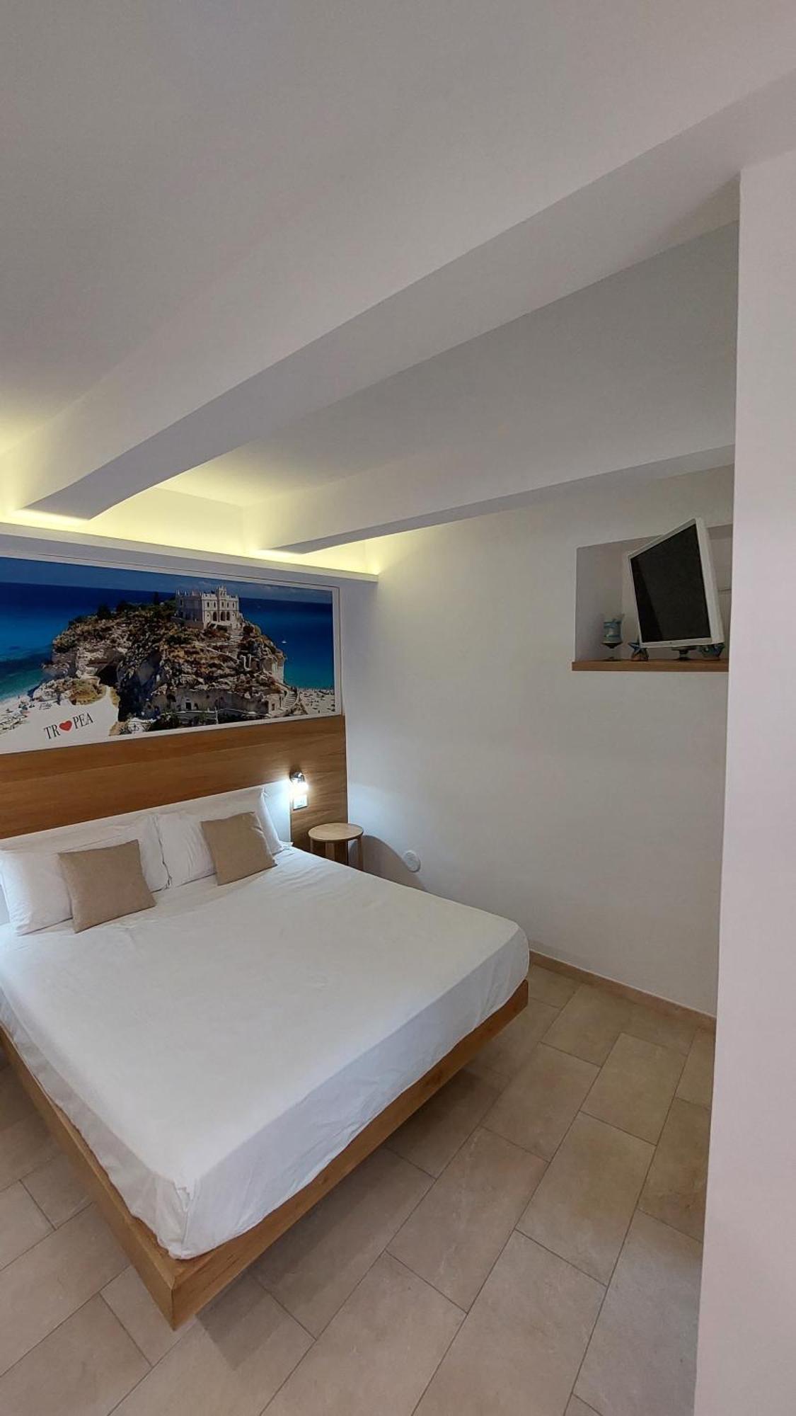 Don Francisco Rooms - Tropea Exterior photo